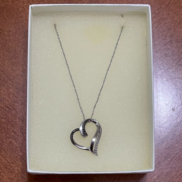 Kay Jewelers Jewelry - Kay Jewelers 925 Silver Black and White Diamond Necklace